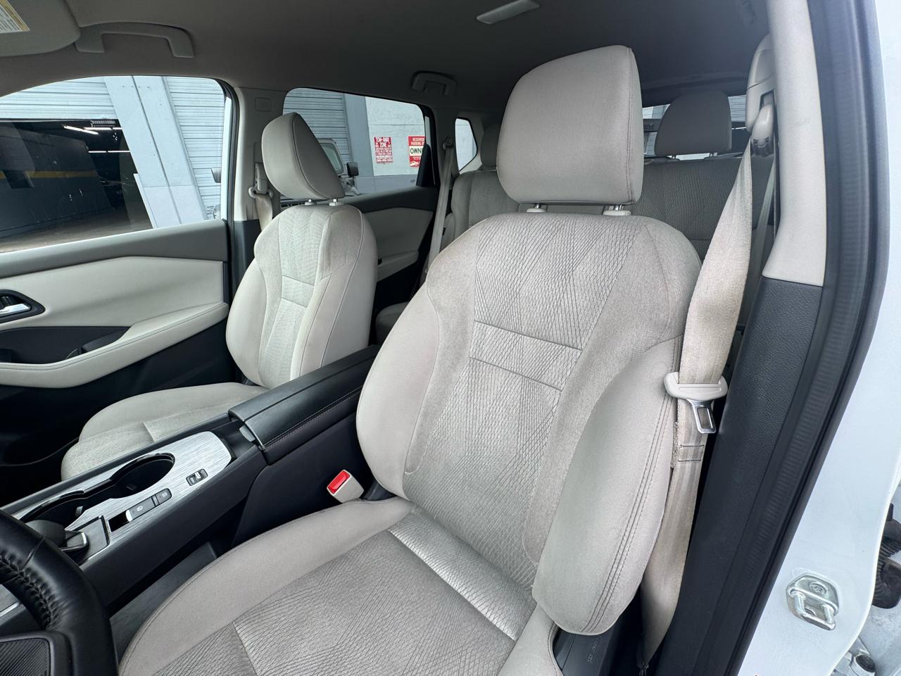 Nissan Rogue FWD SV 2025