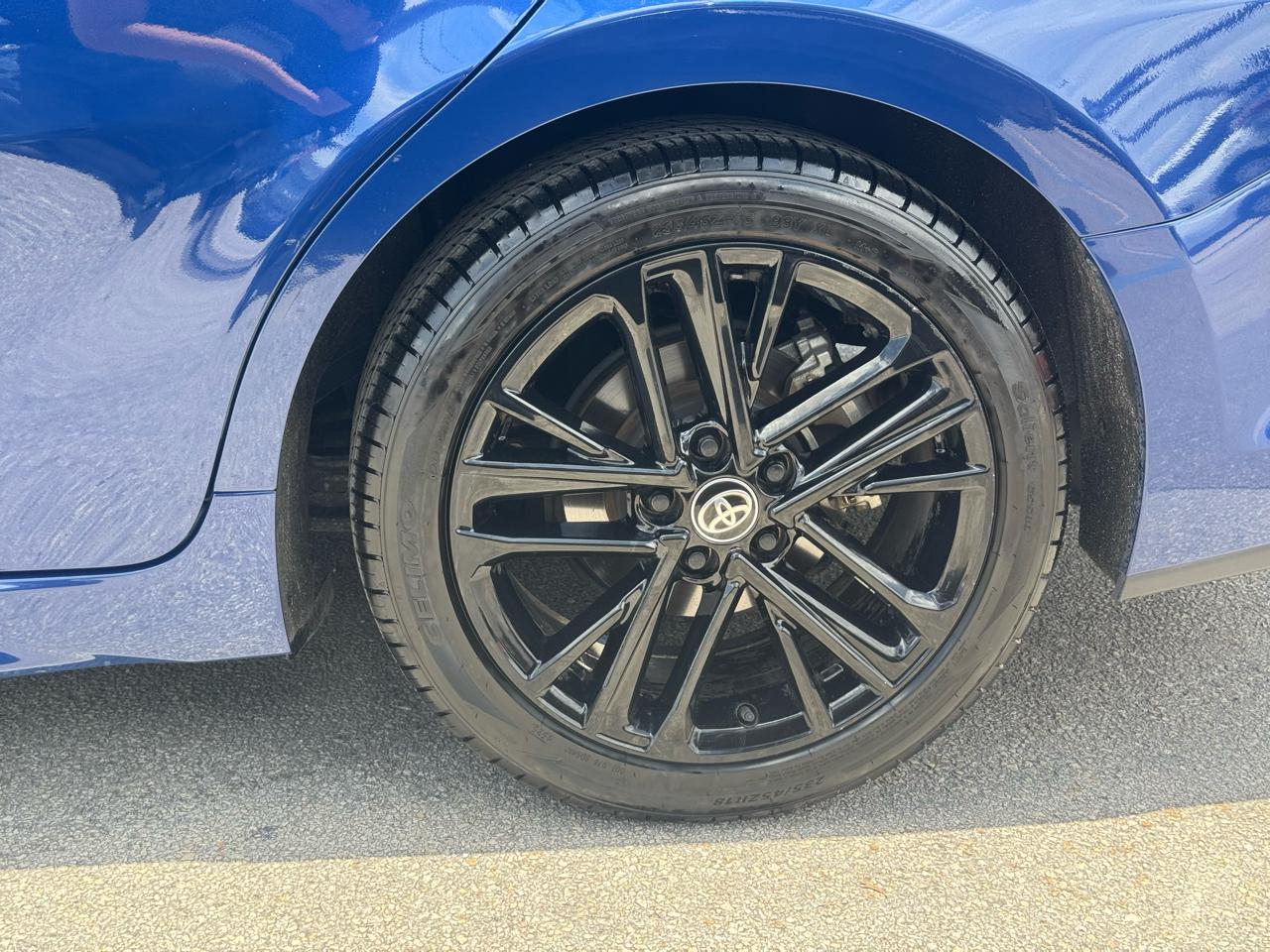 Toyota Camry XLE (Natl) 2025