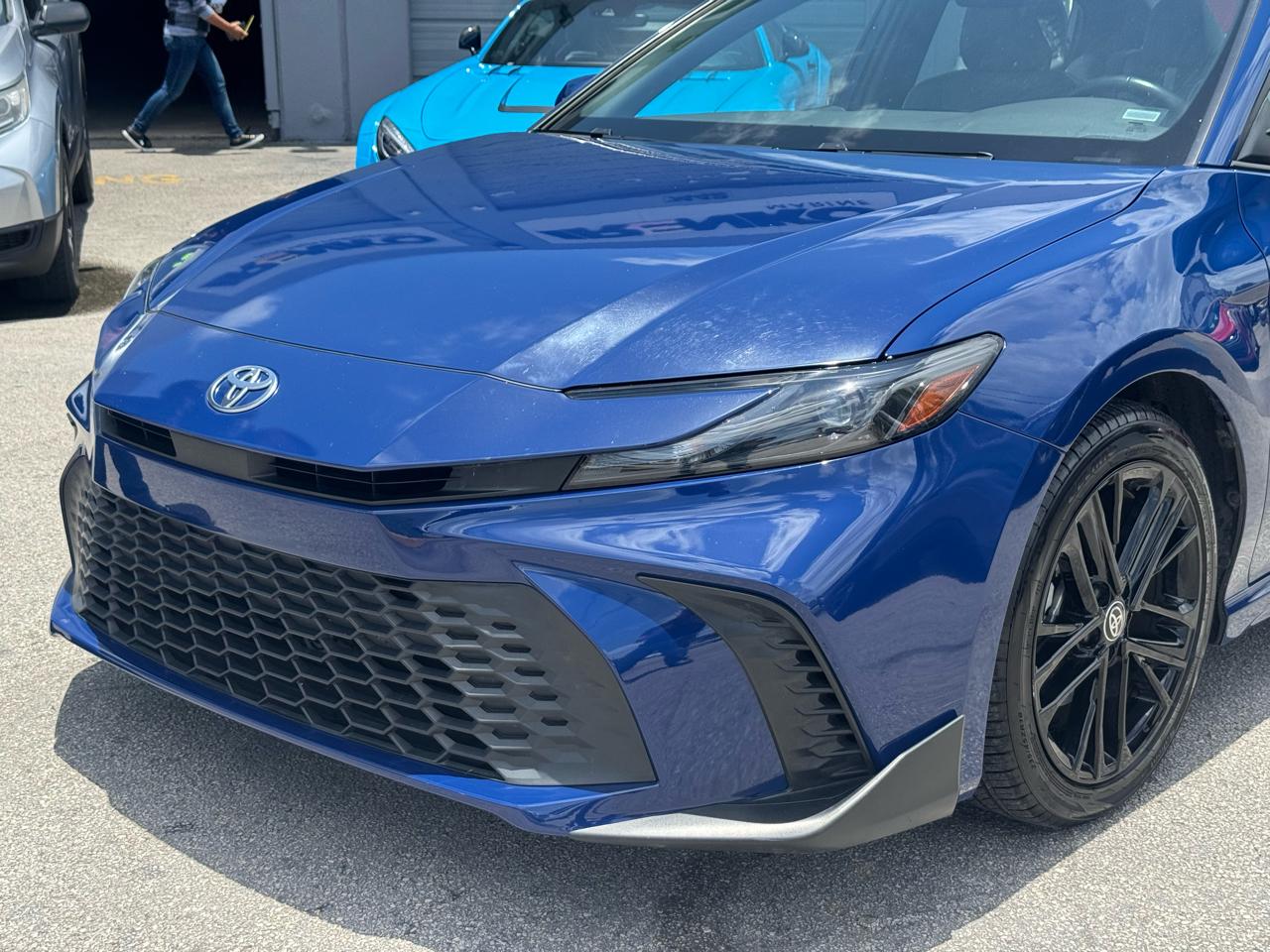 Toyota Camry XLE (Natl) 2025