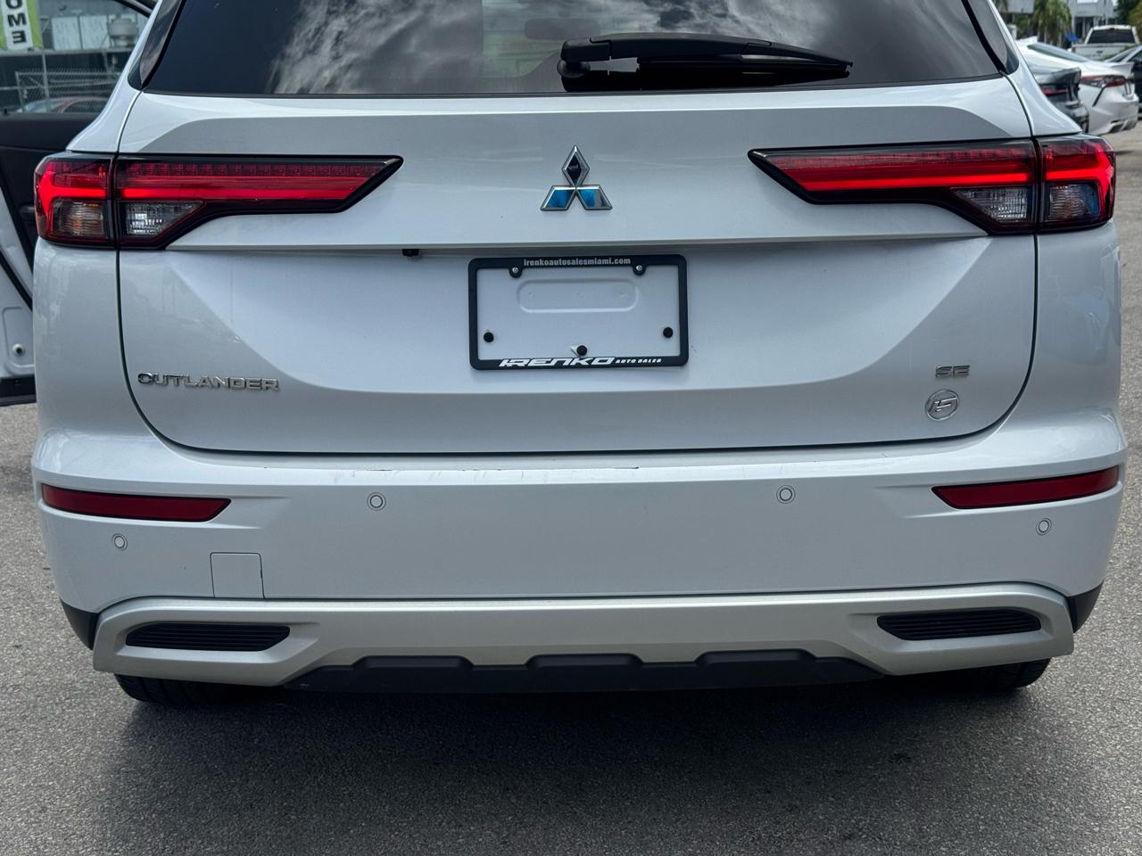 Mitsubishi Outlander SE FWD 2024