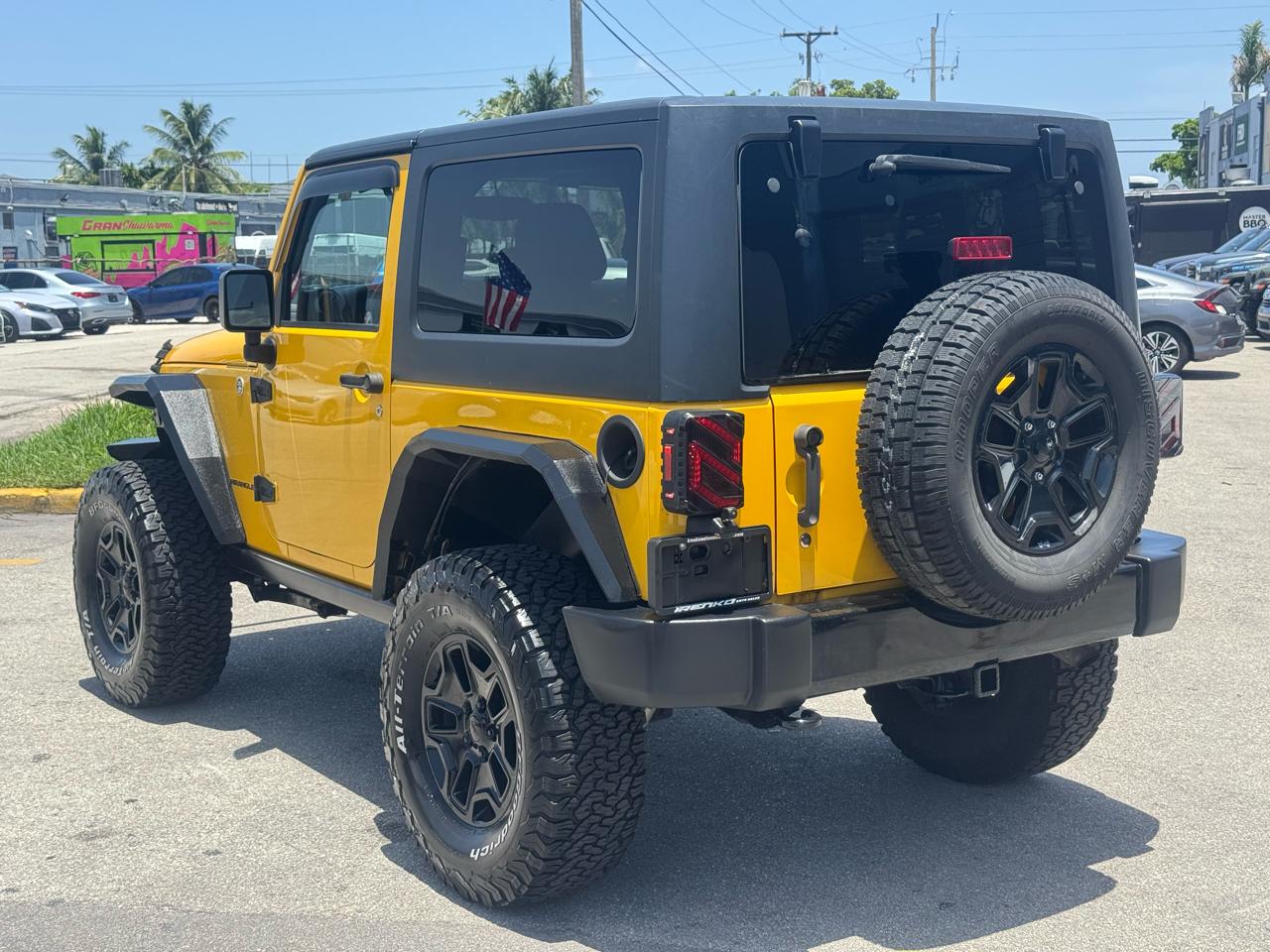 Jeep Wrangler 4WD 2dr Willys Wheeler 2015