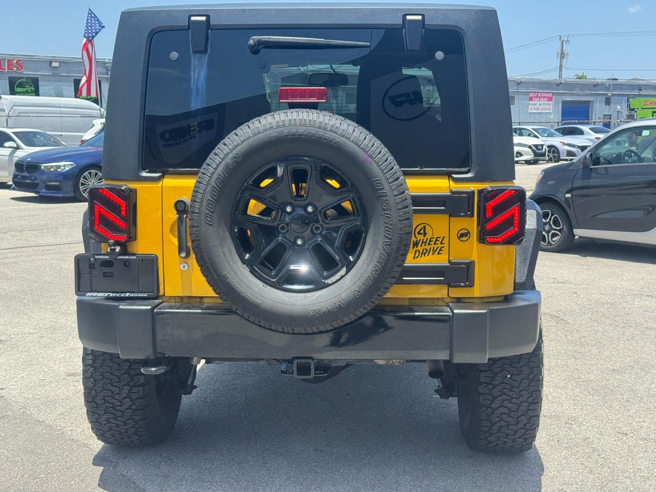 Jeep Wrangler 4WD 2dr Willys Wheeler 2015