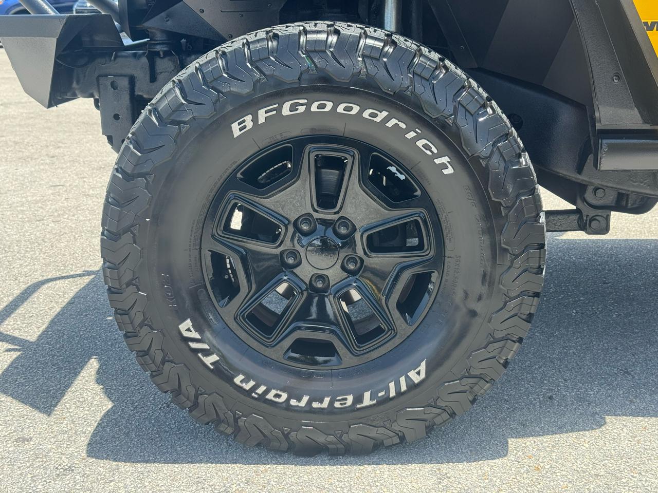 Jeep Wrangler 4WD 2dr Willys Wheeler 2015
