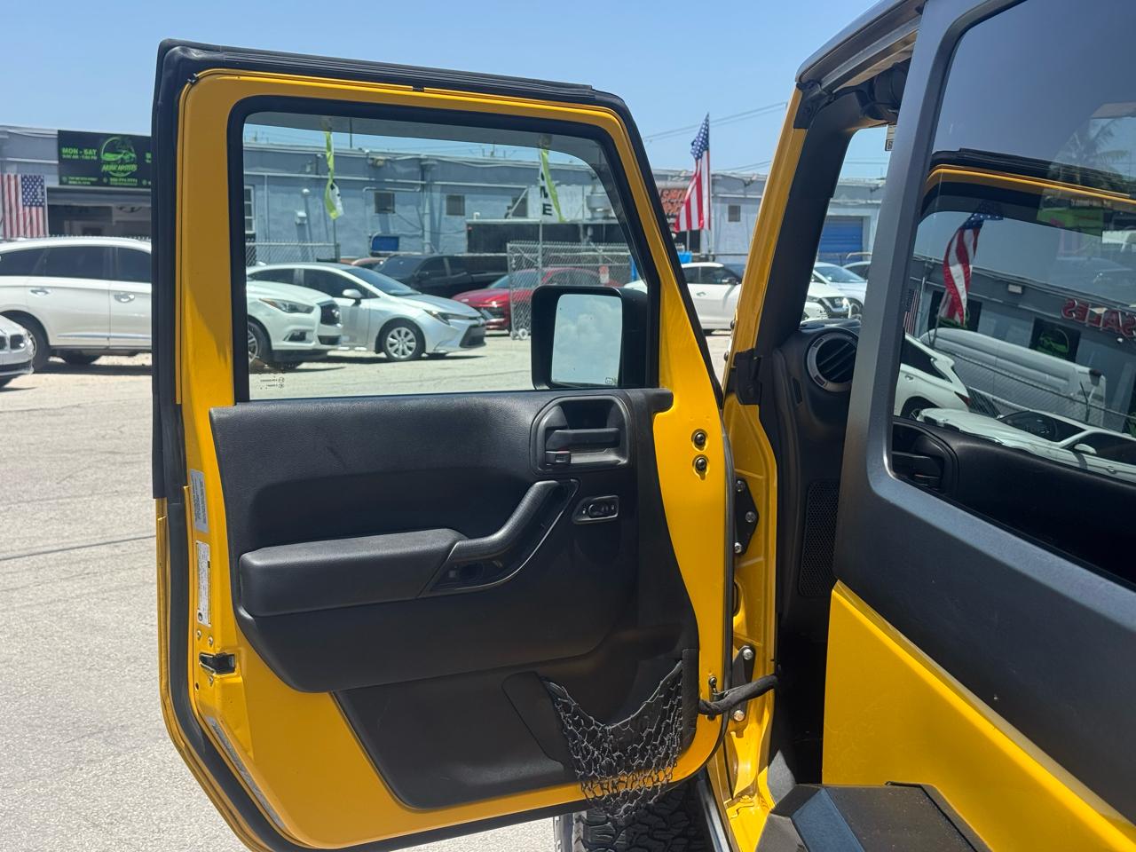 Jeep Wrangler 4WD 2dr Willys Wheeler 2015
