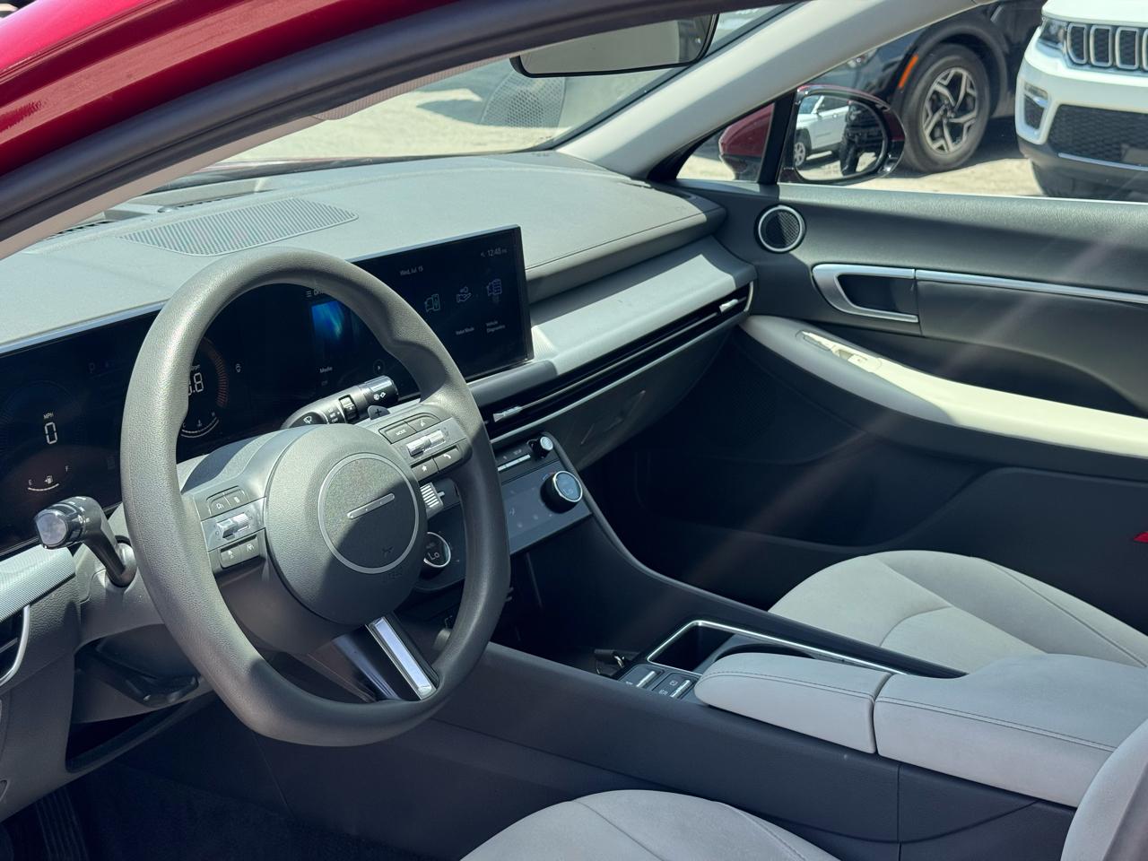 Hyundai Sonata SEL 2.5L FWD 2024