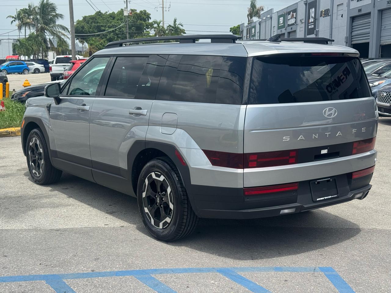 Hyundai Santa Fe SEL FWD 2026