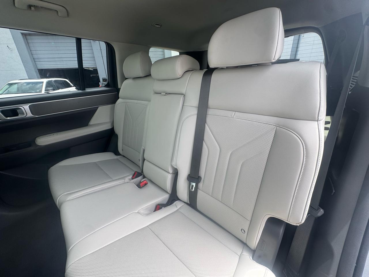 Hyundai Santa Fe SEL FWD 2026