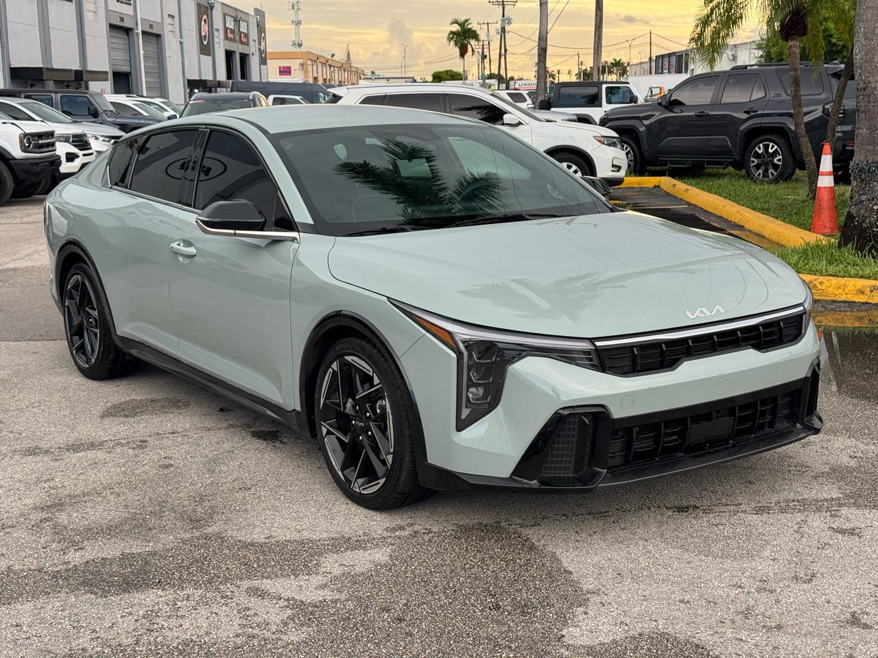 Kia K4 GT-Line FWD 2025