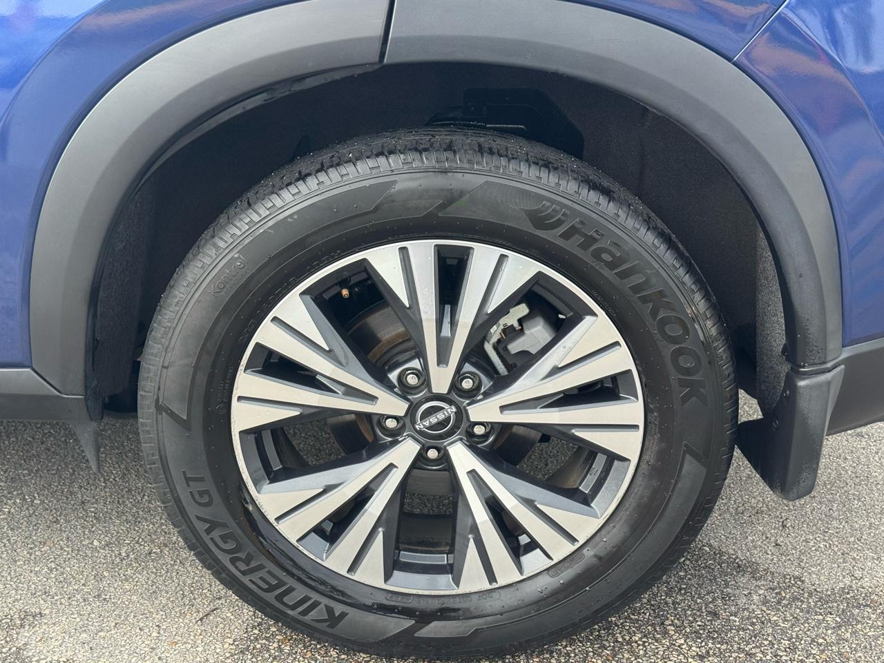 Nissan Rogue FWD SV 2023