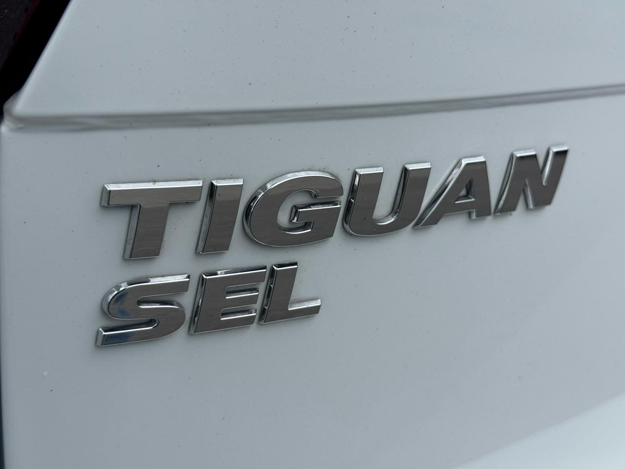 Volkswagen Tiguan 2.0T SE R-Line Black FWD 2021