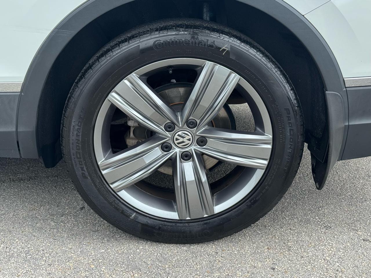 Volkswagen Tiguan 2.0T SE R-Line Black FWD 2021