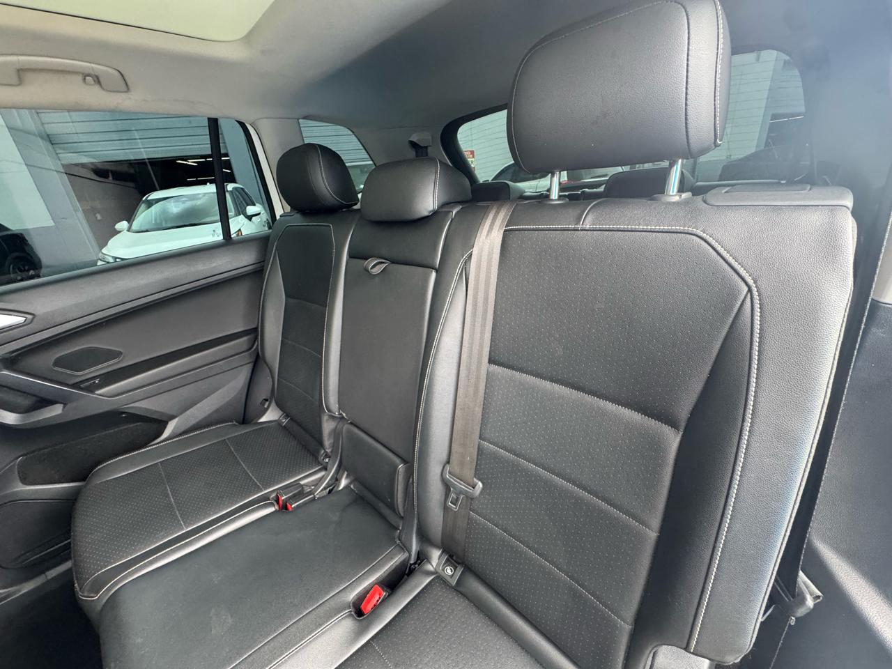Volkswagen Tiguan 2.0T SE R-Line Black FWD 2021