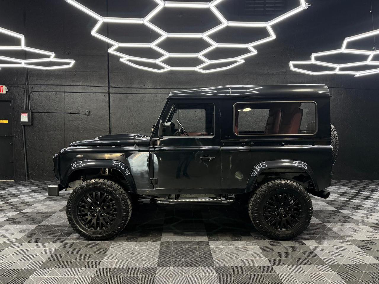 Land Rover Defender 90 First Edition 1995