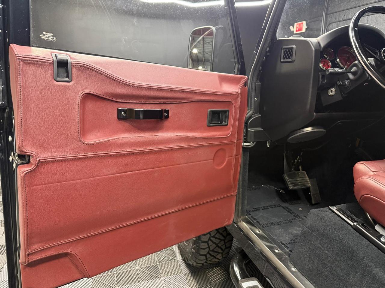 Land Rover Defender 90 First Edition 1995