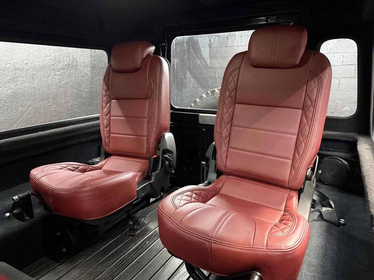 Land Rover Defender 90 First Edition 1995