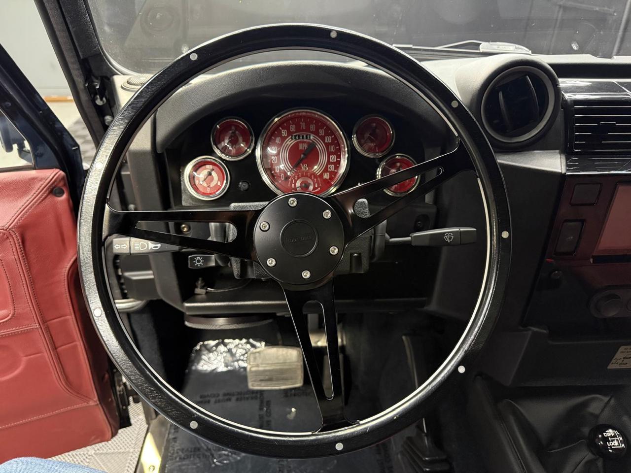 Land Rover Defender 90 First Edition 1995
