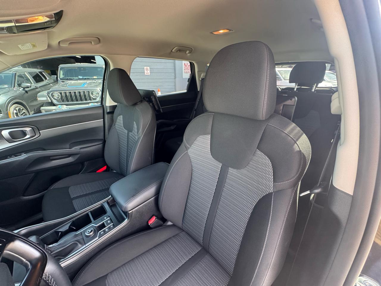 Kia Sorento LX FWD 2026