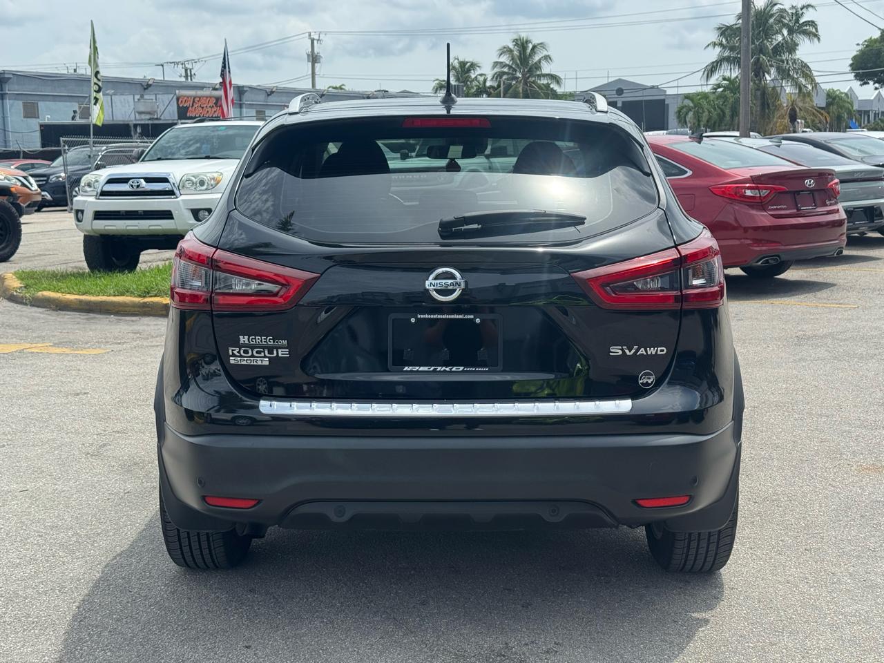 Nissan Rogue Sport AWD SV 2021