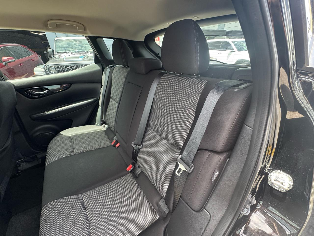Nissan Rogue Sport AWD SV 2021