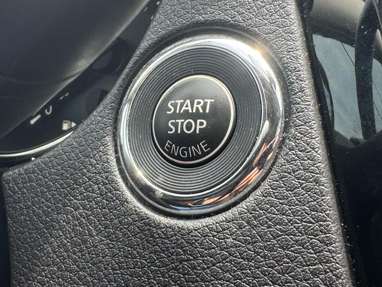 Nissan Rogue Sport AWD SV 2021