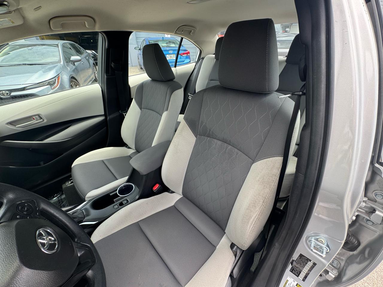 Toyota Corolla LE CVT (Natl) 2025