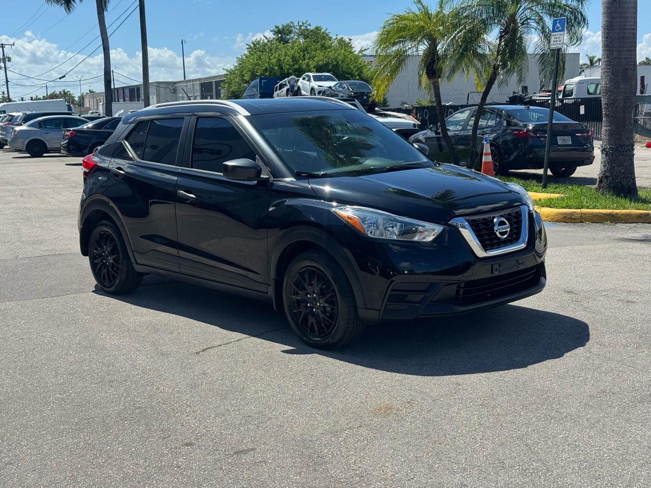 Nissan Kicks S FWD 2019