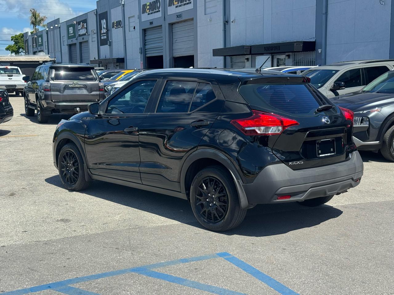 Nissan Kicks S FWD 2019