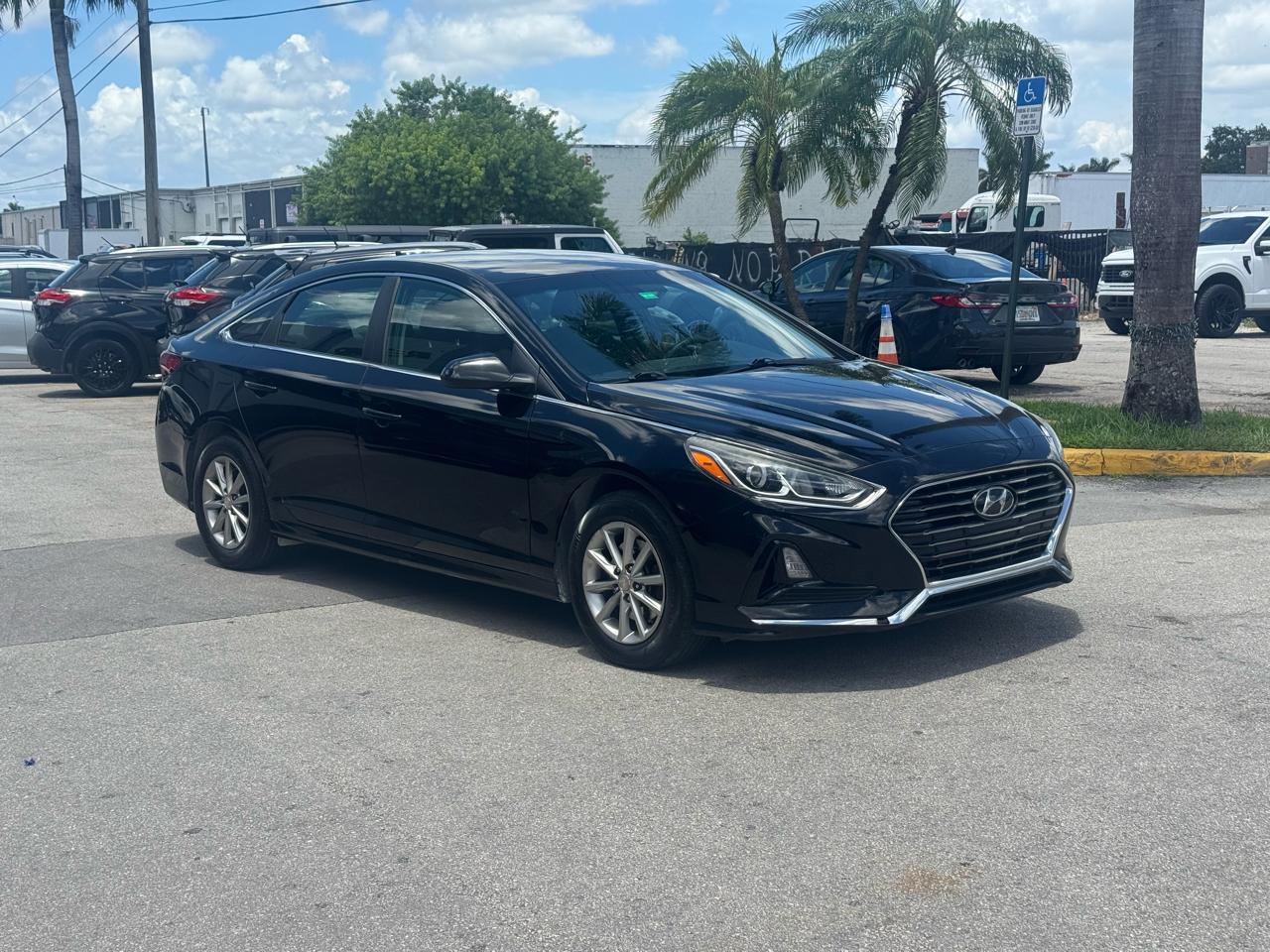Hyundai Sonata SE 2.4L 2019