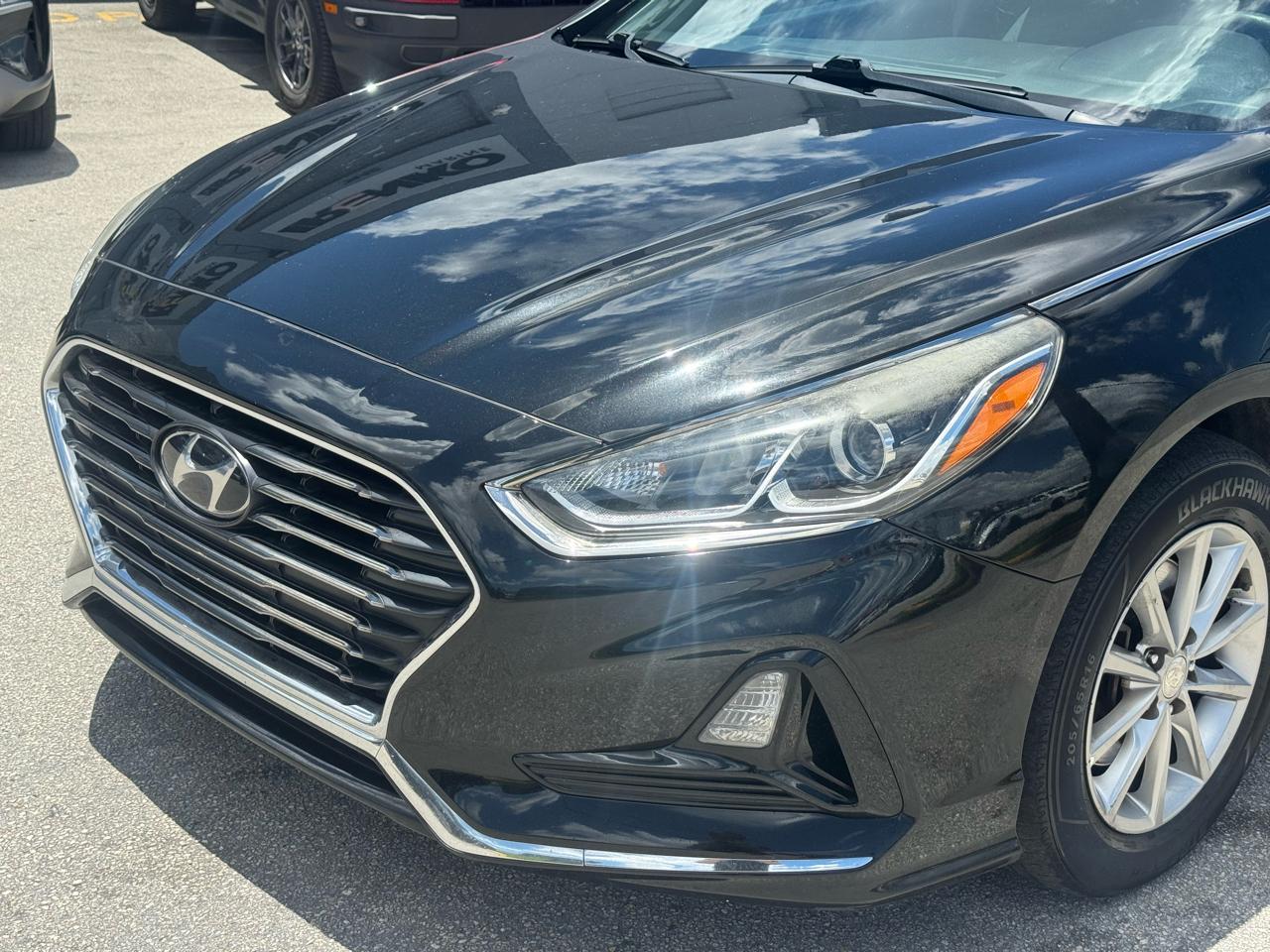Hyundai Sonata SE 2.4L 2019