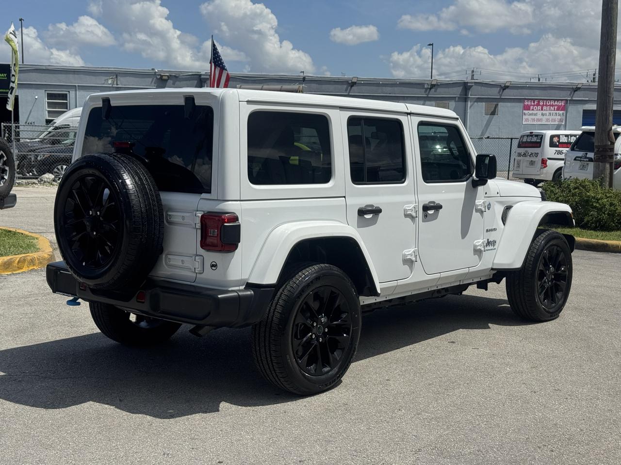 Jeep Wrangler 4xe Sahara 4x4 2024
