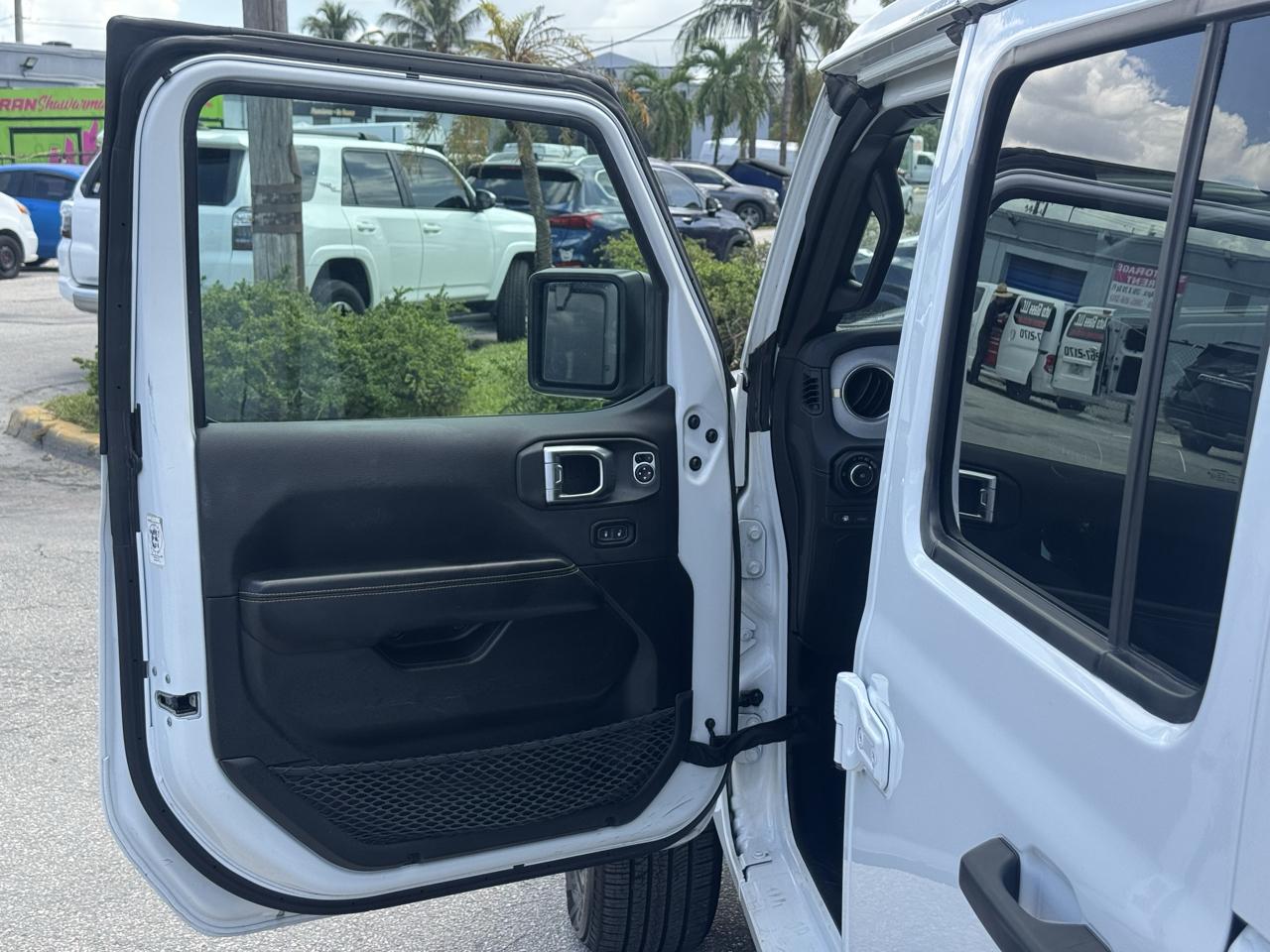 Jeep Wrangler 4xe Sahara 4x4 2024