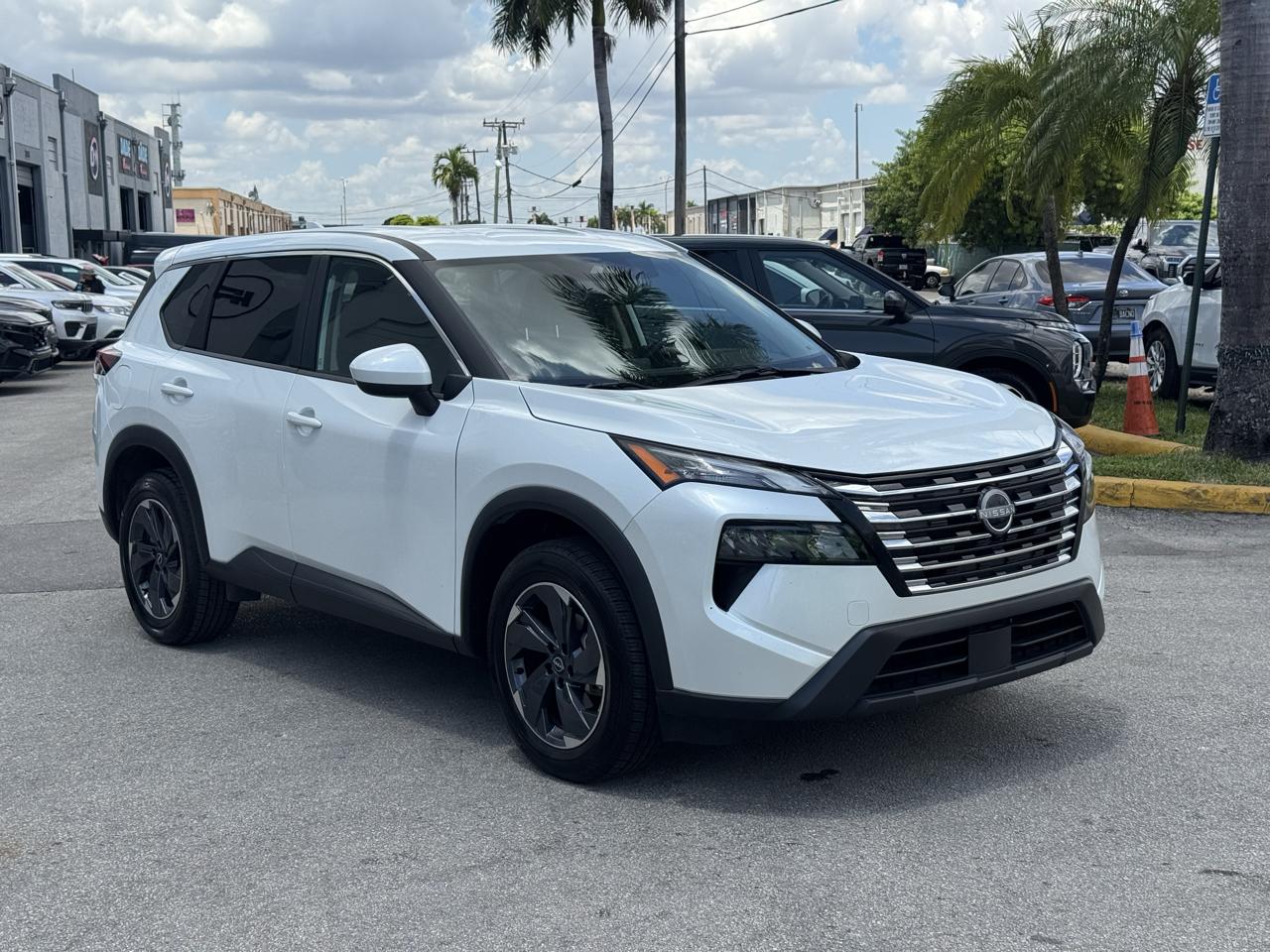 Nissan Rogue FWD SV 2025
