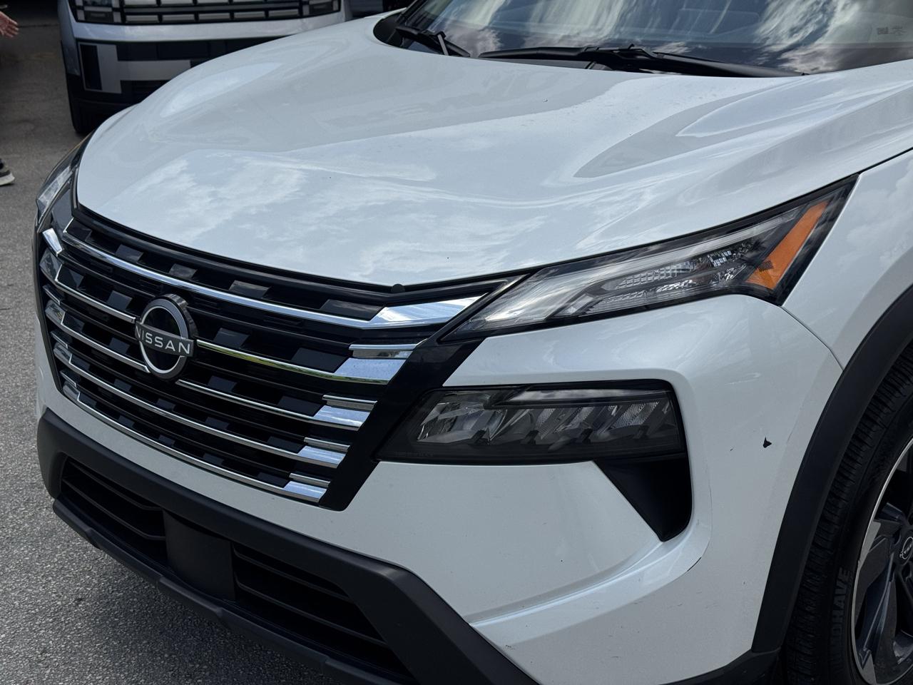 Nissan Rogue FWD SV 2025