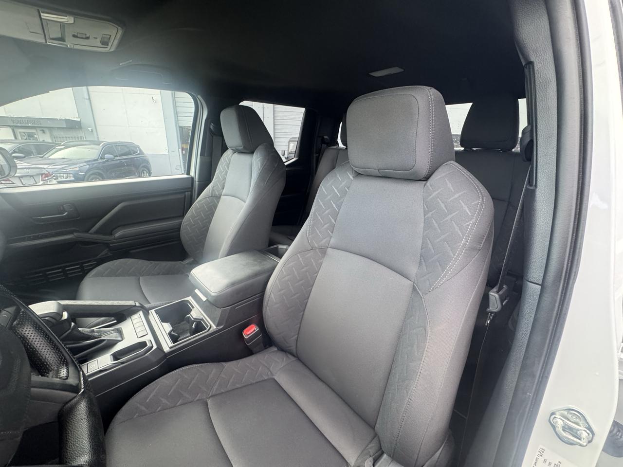 Toyota Tacoma 2WD SR5 Double Cab 5' Bed I4 AT (Natl) 2020