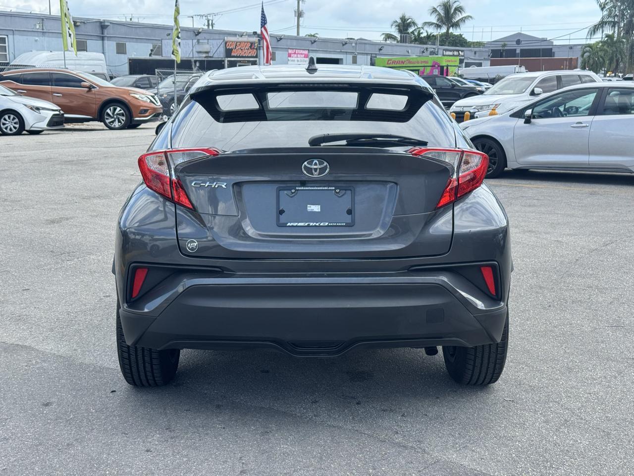 Toyota C-HR Nightshade FWD (Natl) 2021