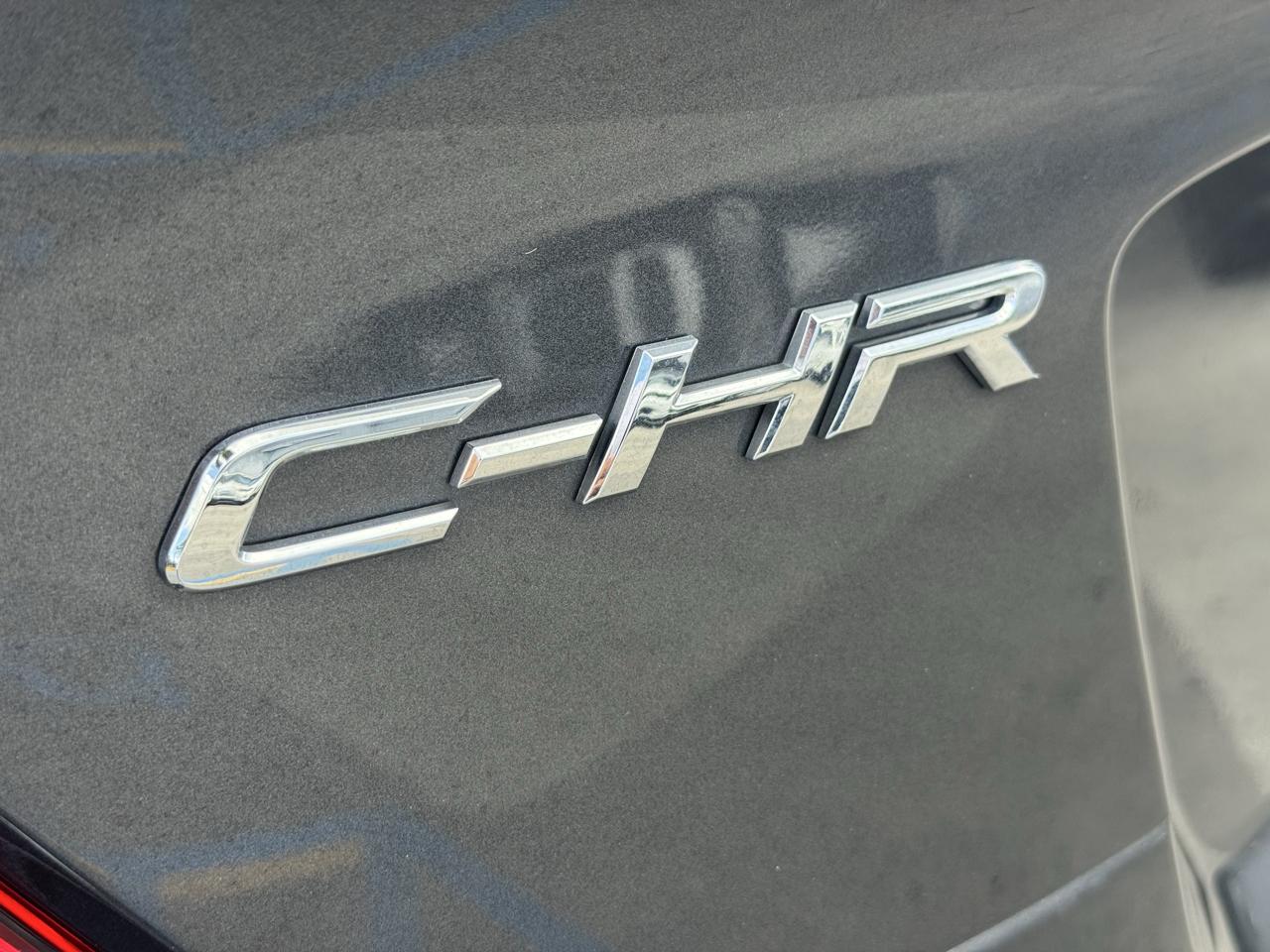 Toyota C-HR Nightshade FWD (Natl) 2021