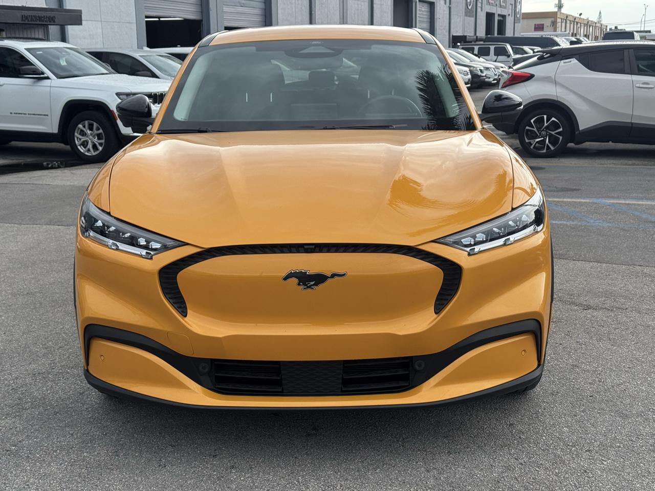 Ford Mustang Mach-E Select AWD 2023
