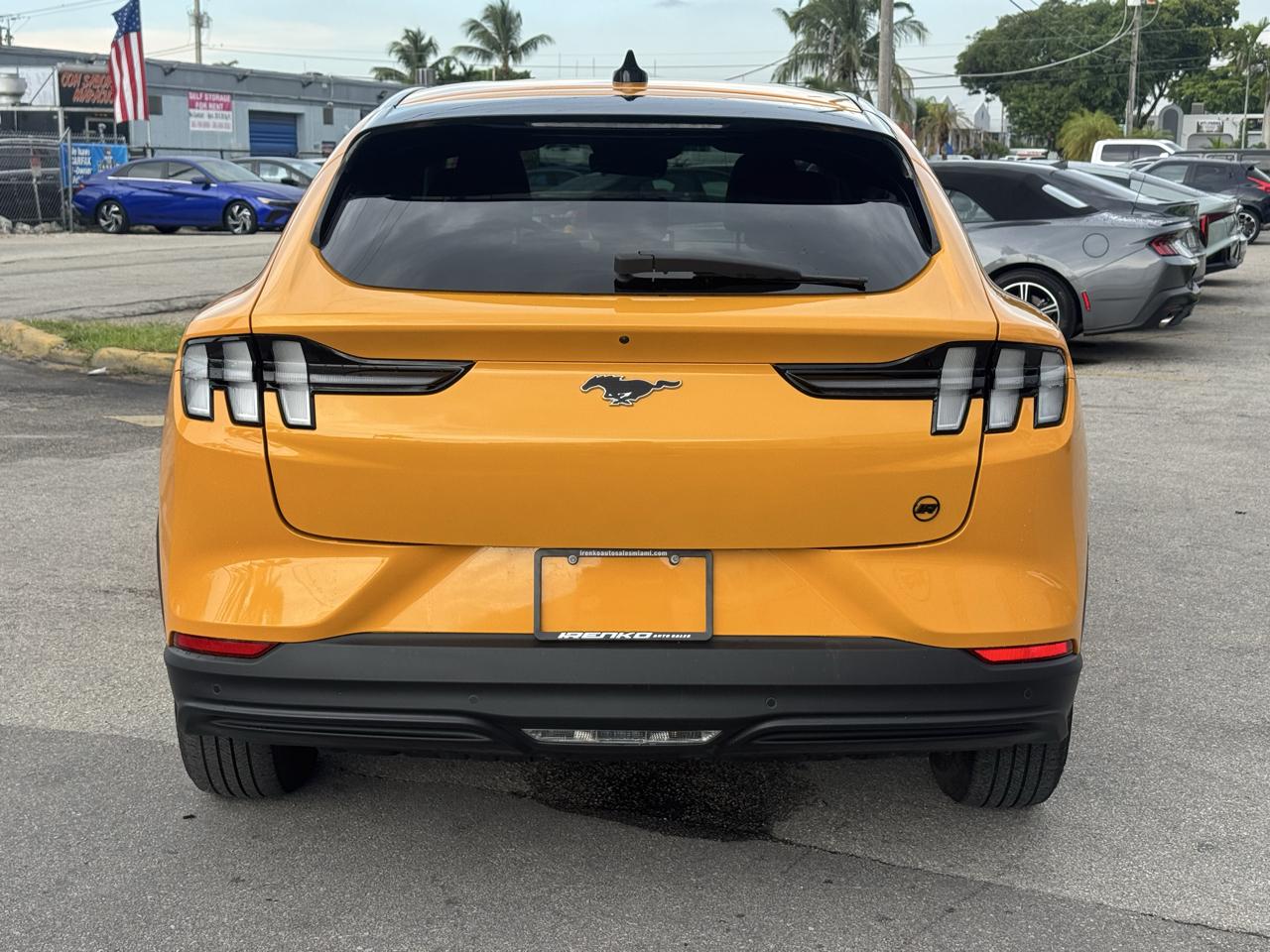 Ford Mustang Mach-E Select AWD 2023
