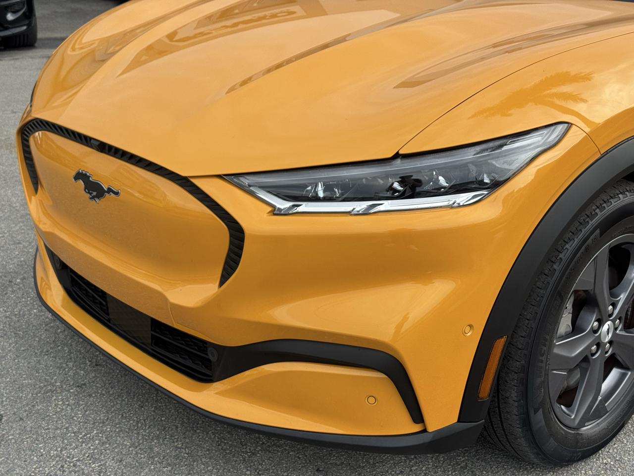 Ford Mustang Mach-E Select AWD 2023