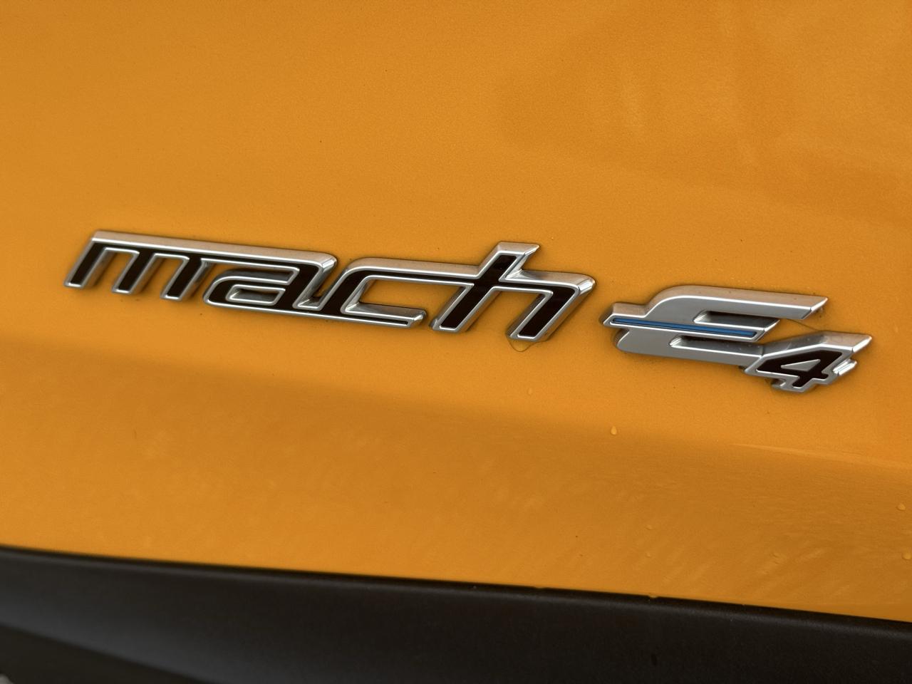 Ford Mustang Mach-E Select AWD 2023