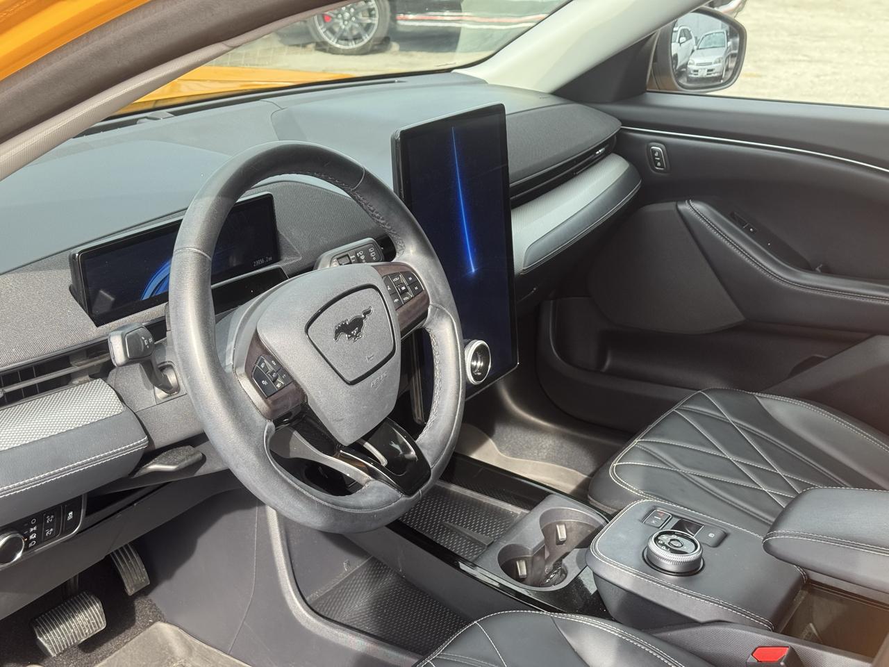 Ford Mustang Mach-E Select AWD 2023