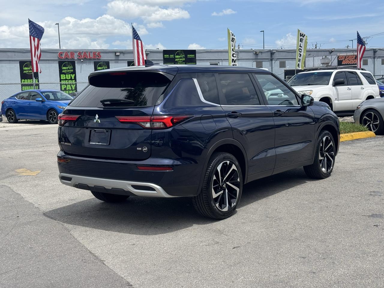 Mitsubishi Outlander SE FWD 2024
