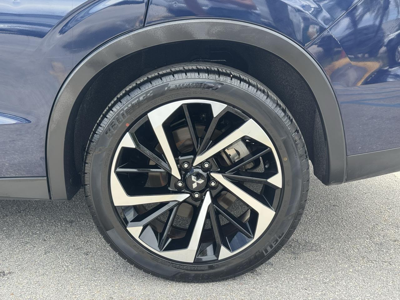 Mitsubishi Outlander SE FWD 2024