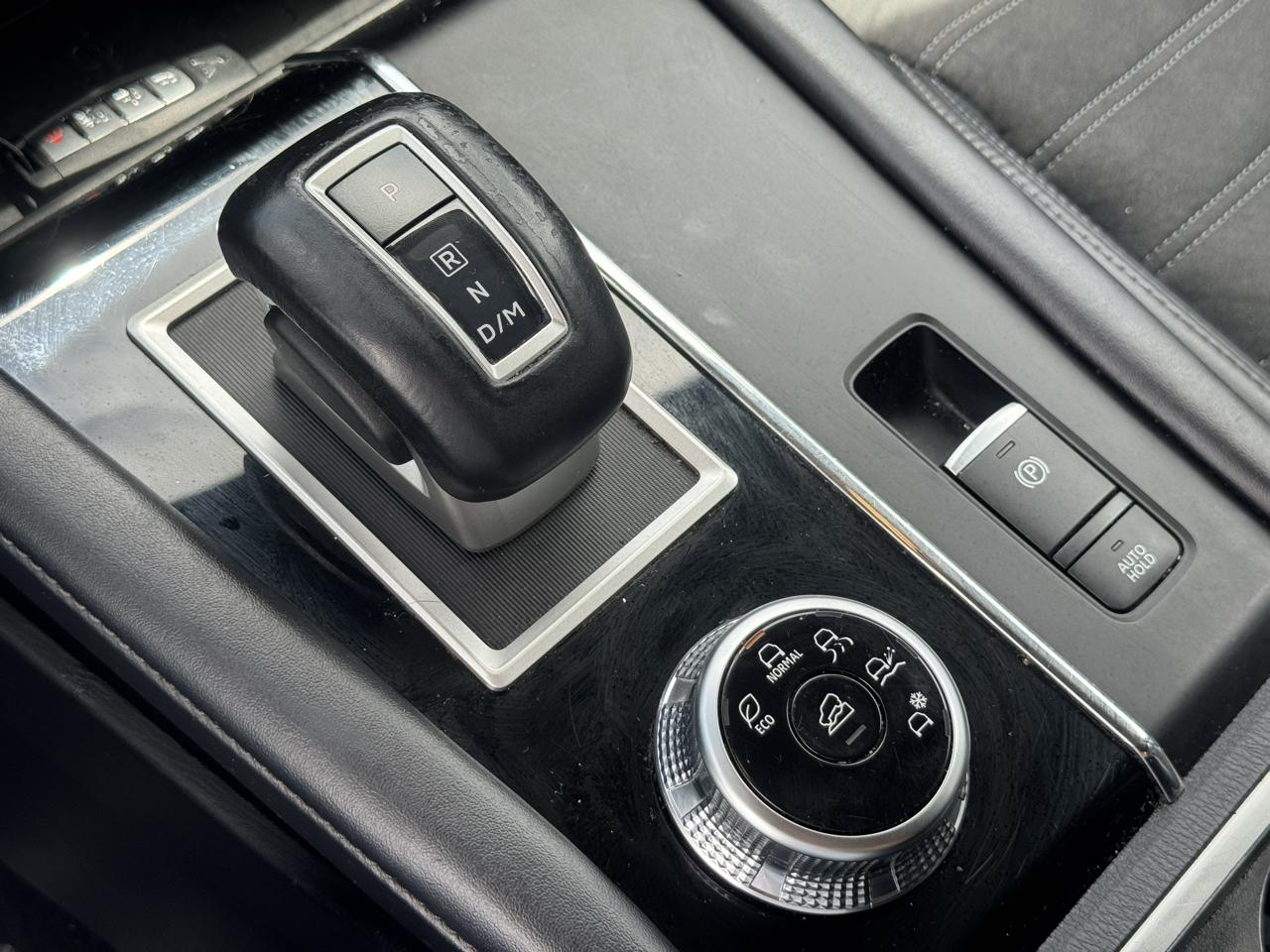 Mitsubishi Outlander SE FWD 2024