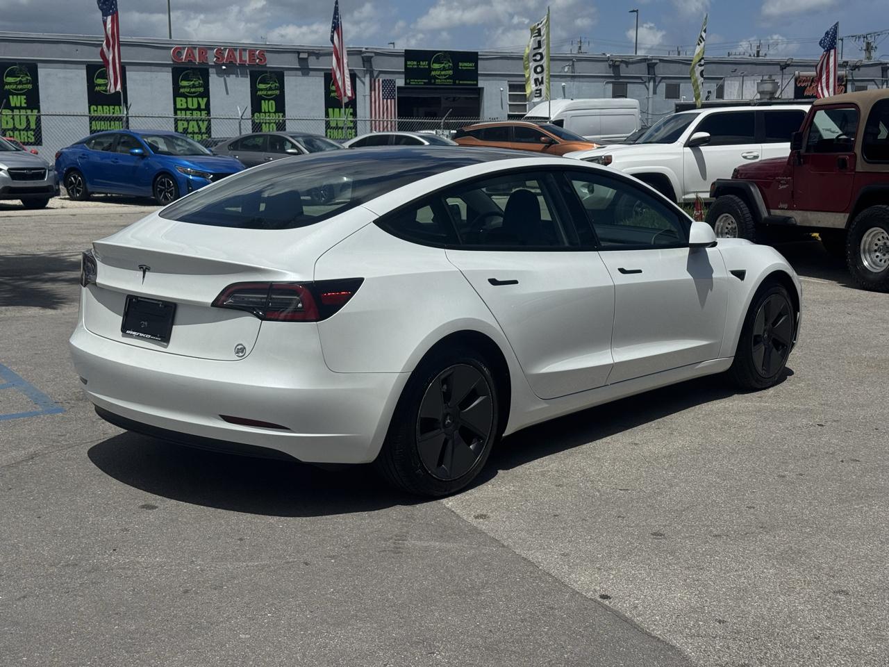 Tesla Model 3 RWD 2023