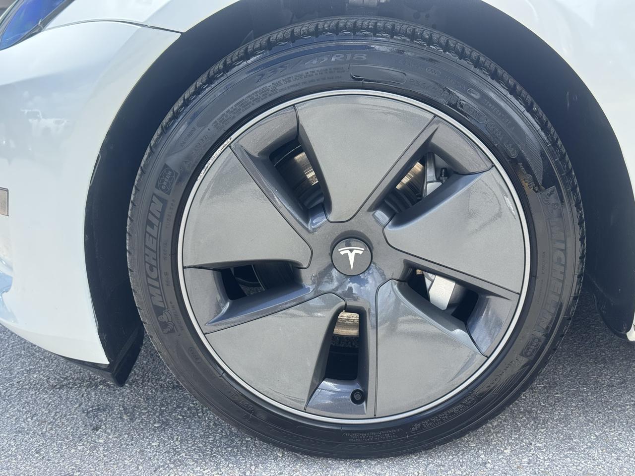 Tesla Model 3 RWD 2023