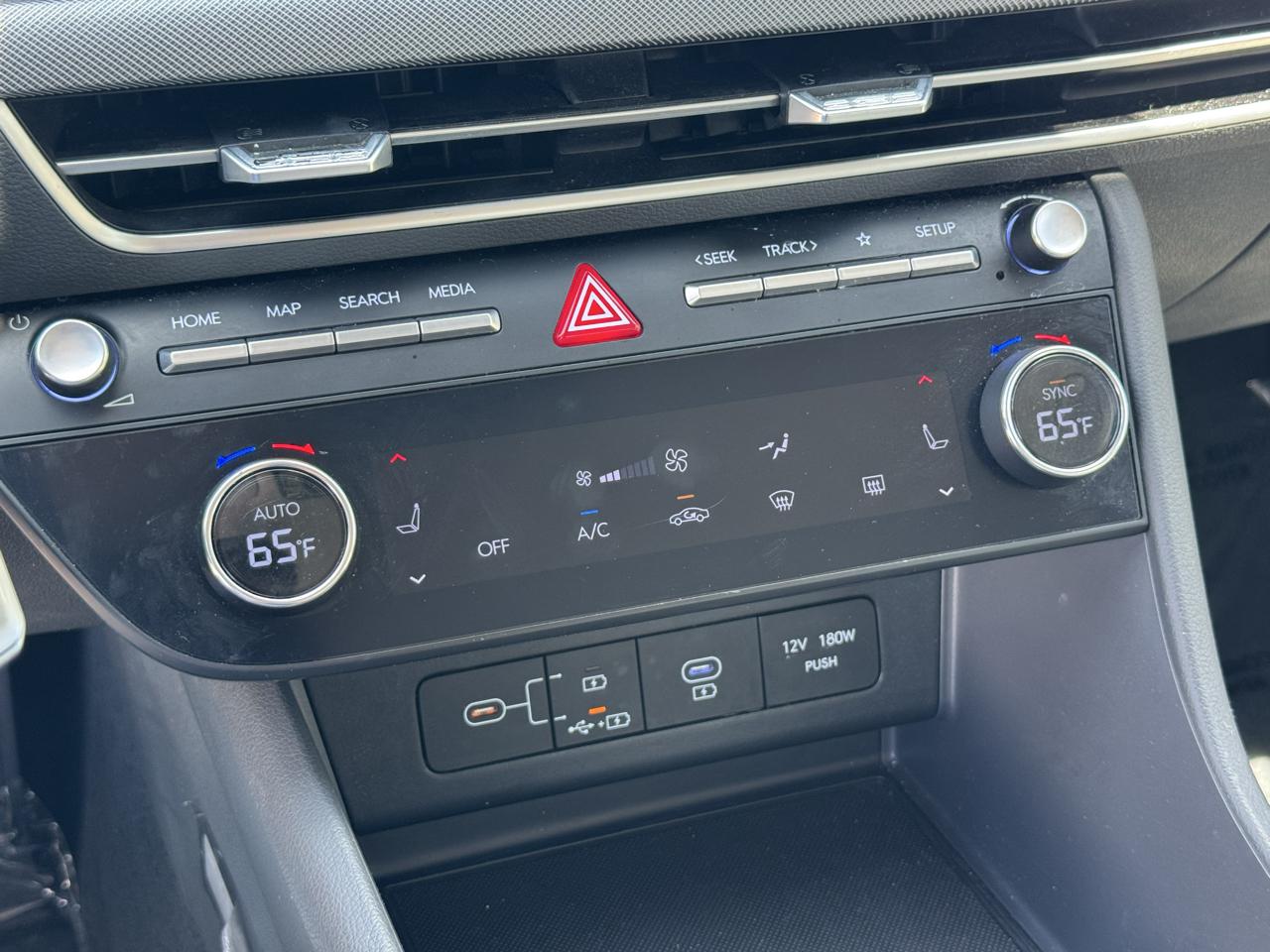 Hyundai Sonata SEL 2.5L FWD 2024