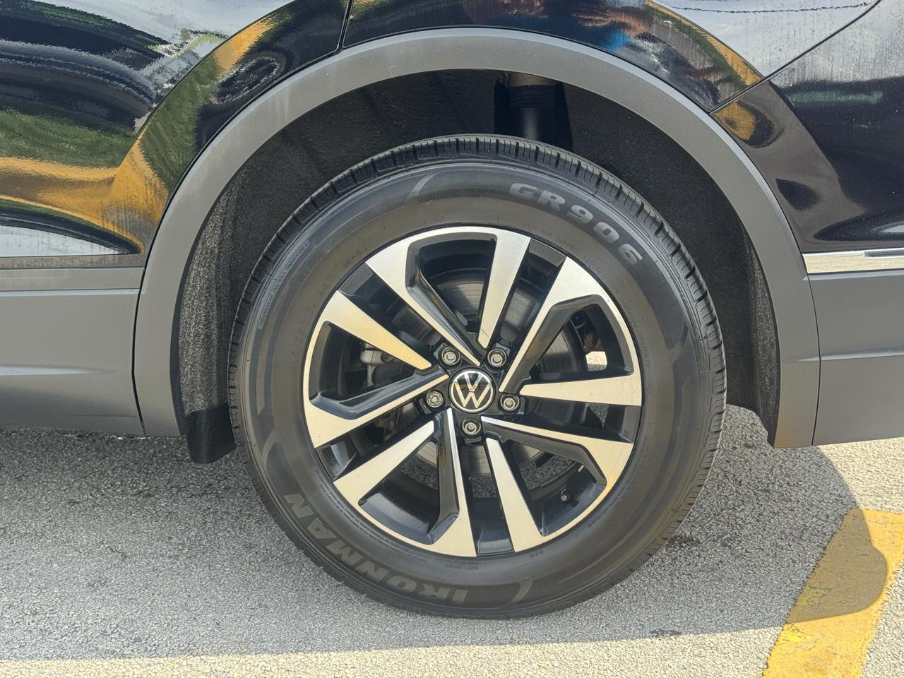 Volkswagen Tiguan 2.0T S FWD 2024
