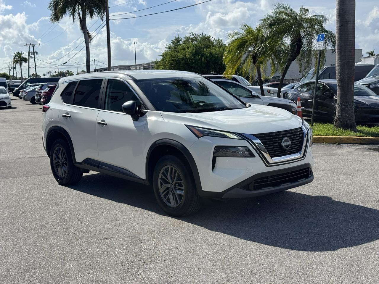 Nissan Rogue AWD S 2023