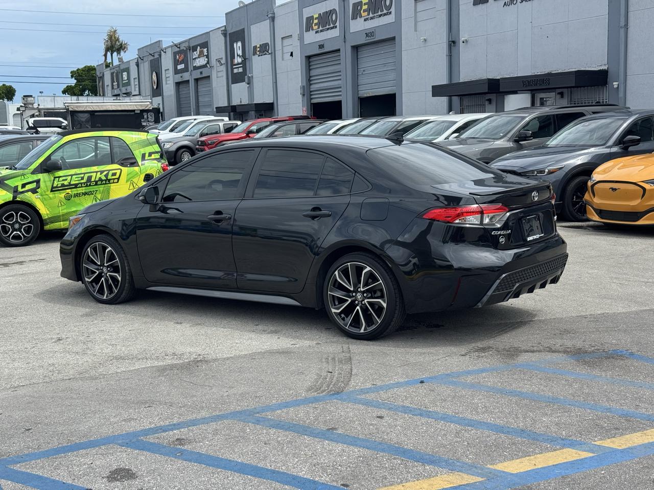 Toyota Corolla SE Nightshade CVT (Natl) 2022